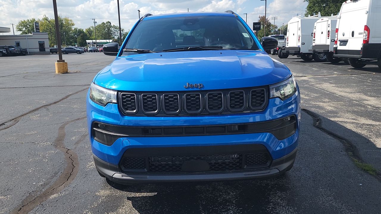 2026 Jeep Compass Latitude photo 3