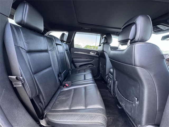 2014 Jeep Grand Cherokee Overland photo 4