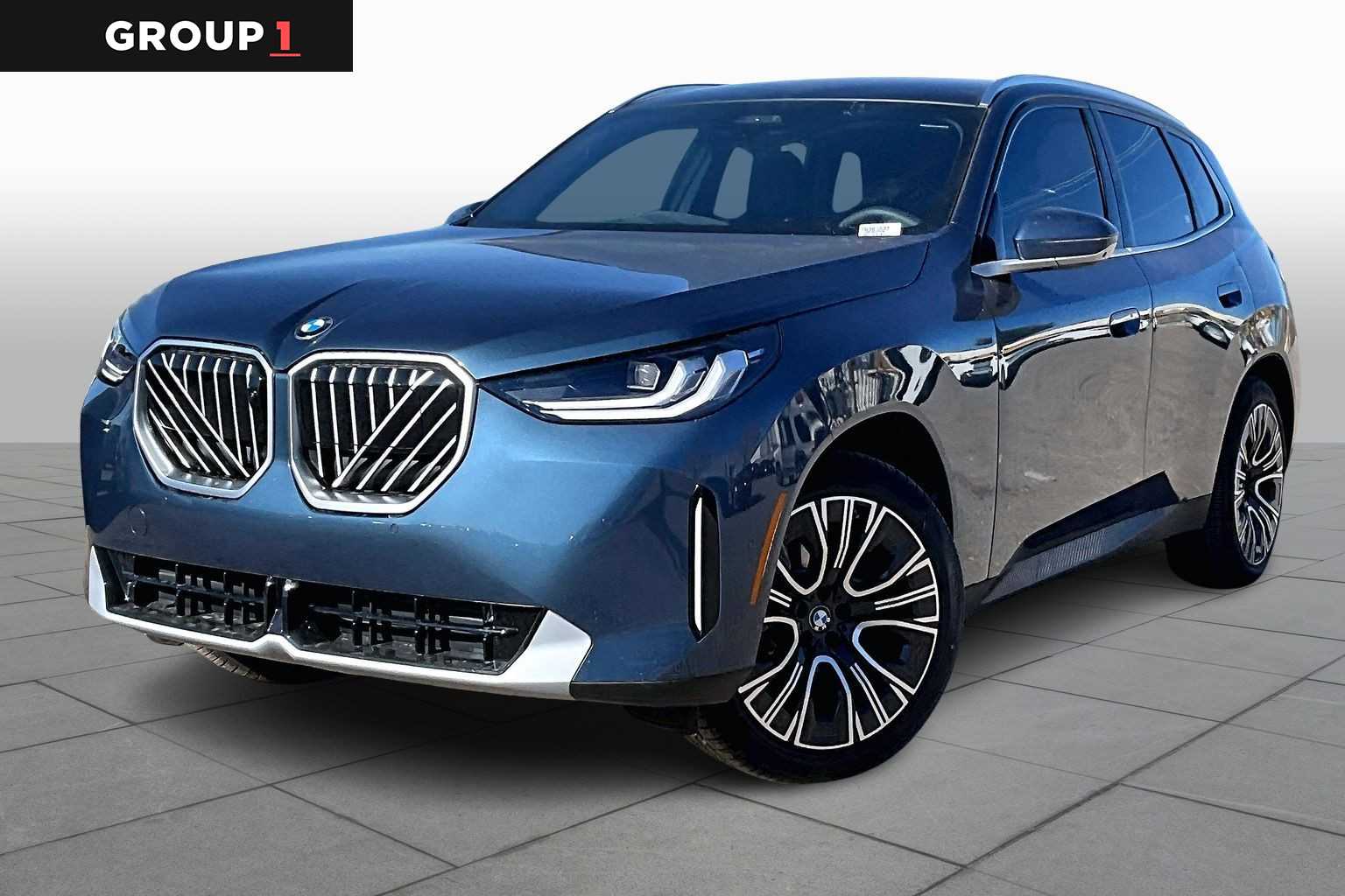 2026 BMW X3 30's photo