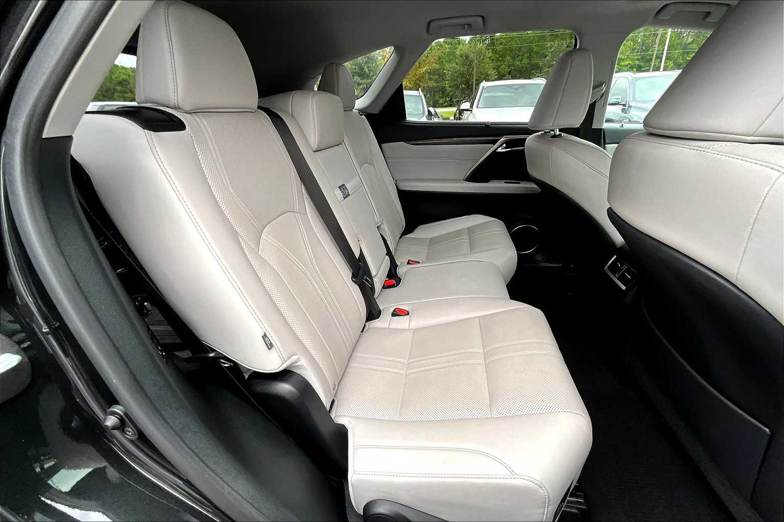 2021 Lexus RX Luxury AWD photo 18