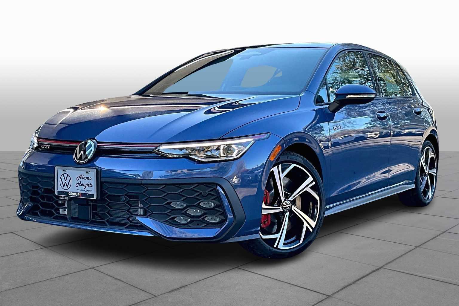 2026 Volkswagen Golf GTI SE's photo