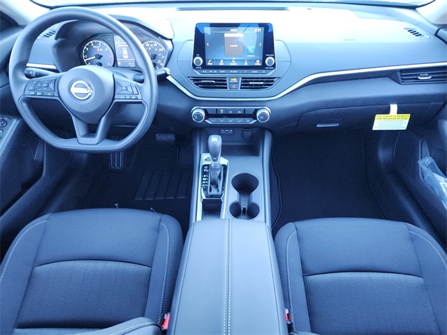 2025 Nissan Altima 2.5 S photo 7
