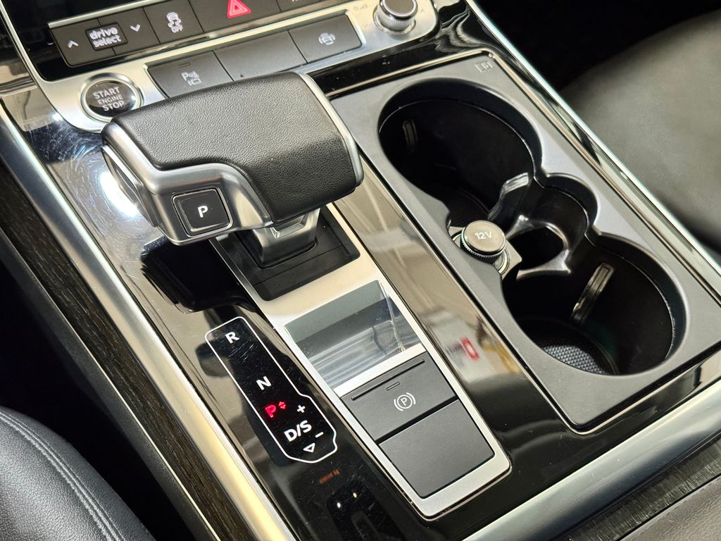 2022 Audi Q7 55 Premium Plus photo 15