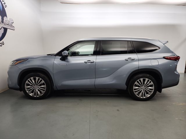 2021 Toyota Highlander Hybrid Platinum photo 3