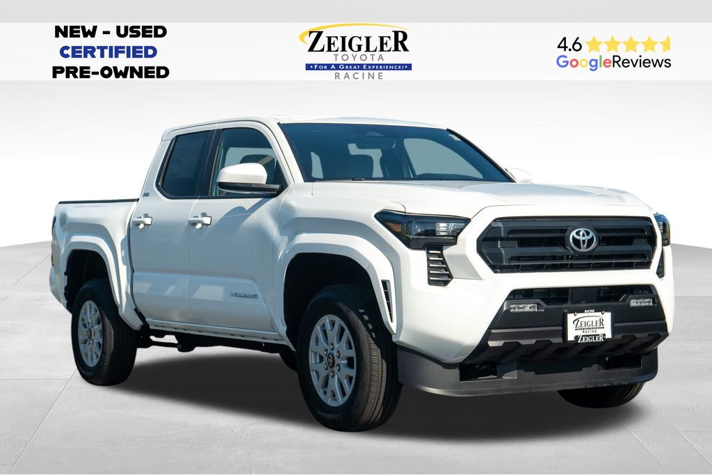 2025 Toyota Tacoma SR5's photo