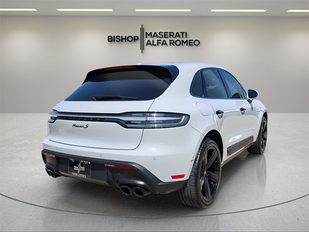 2022 Porsche Macan S photo 3