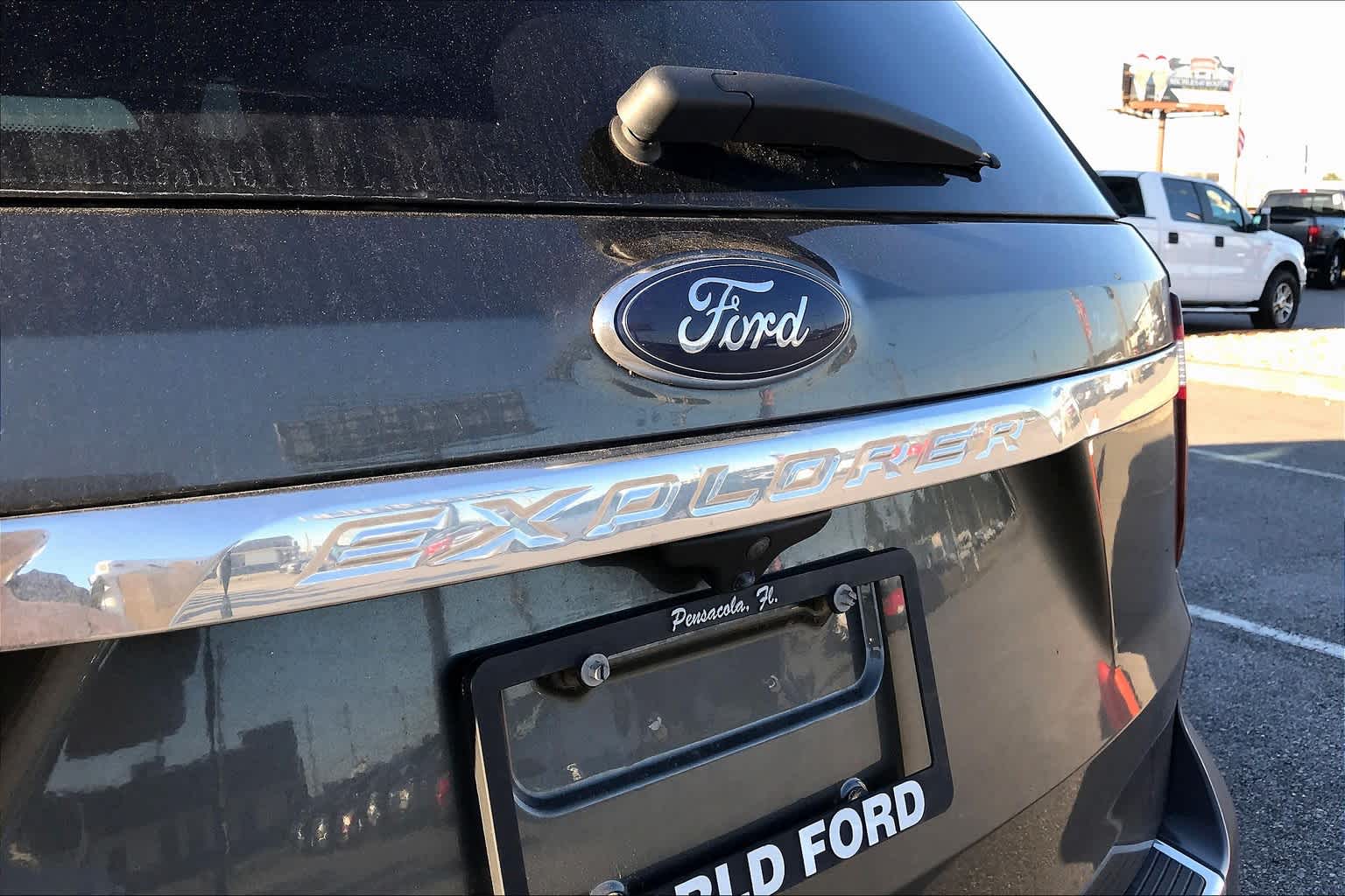 2018 Ford Explorer XLT photo 30