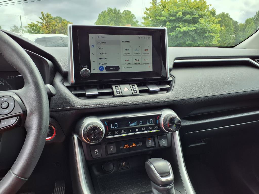 2023 Toyota RAV4 XLE Premium photo 2
