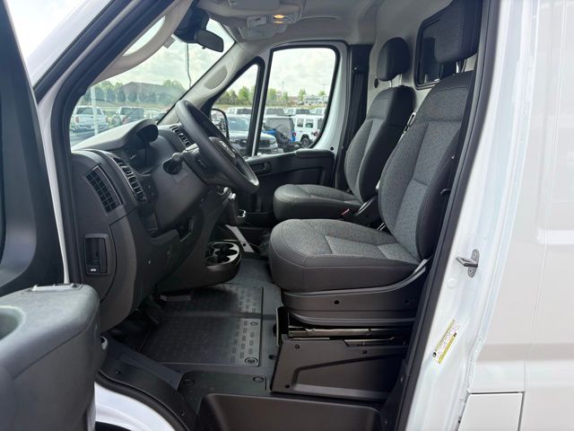 2025 Ram ProMaster 2500 photo 10