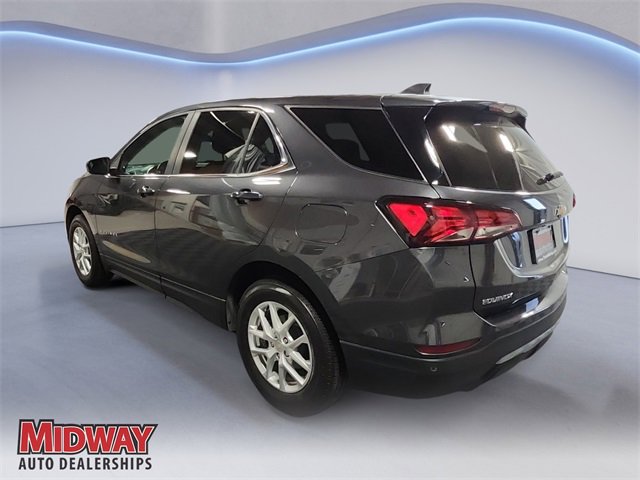 2022 Chevrolet Equinox LT photo 2