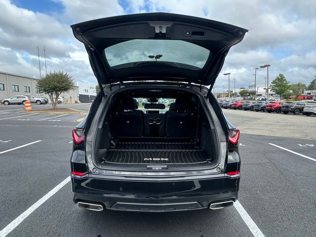 2023 Acura MDX SH-AWD A-Spec photo 12