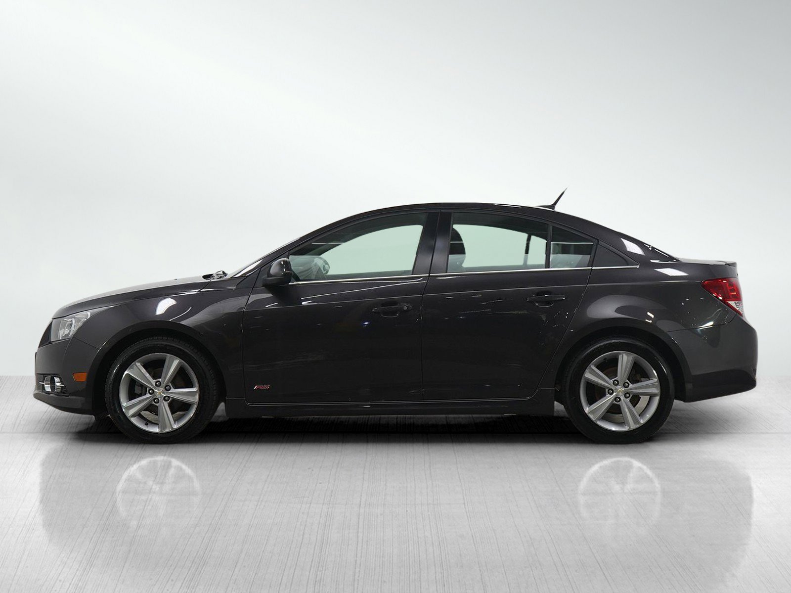 Used 2014 Chevrolet Cruze 2LT with VIN 1G1PE5SB0E7256688 for sale in Minneapolis, Minnesota