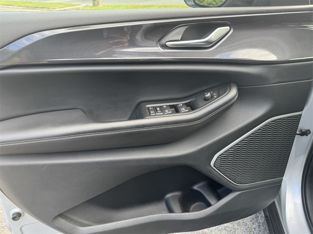 2021 Jeep Grand Cherokee Laredo photo 19