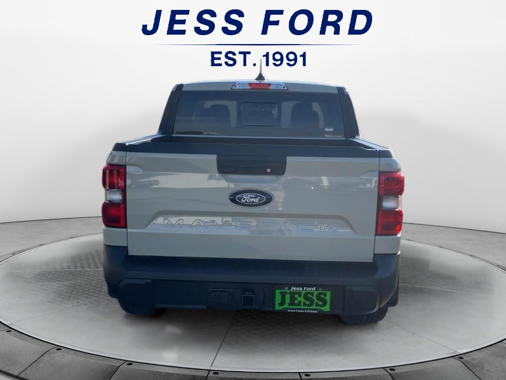 2025 Ford Maverick Lariat photo 2