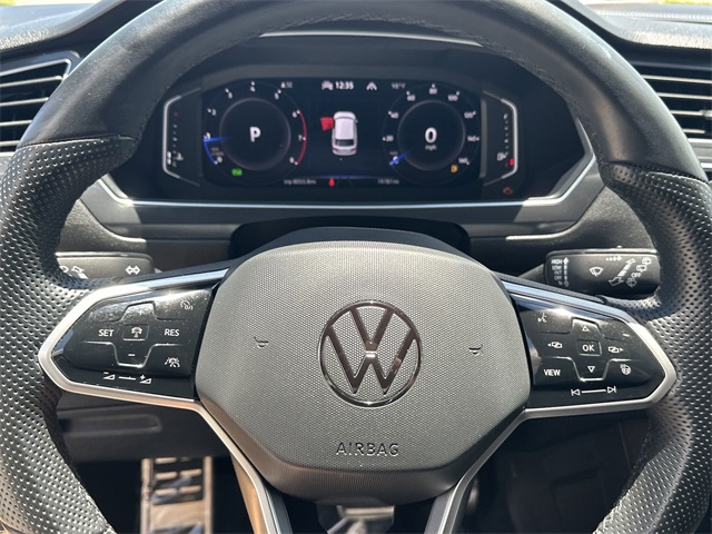 2022 Volkswagen Tiguan SEL Premium R-Line photo 16