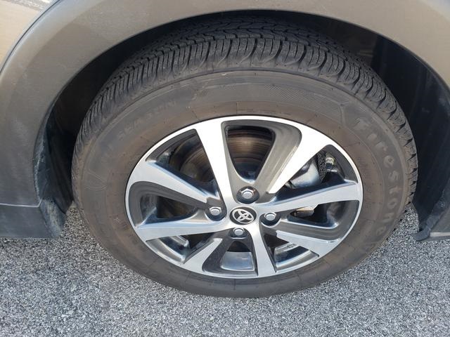 2018 Toyota Prius C Two photo 27