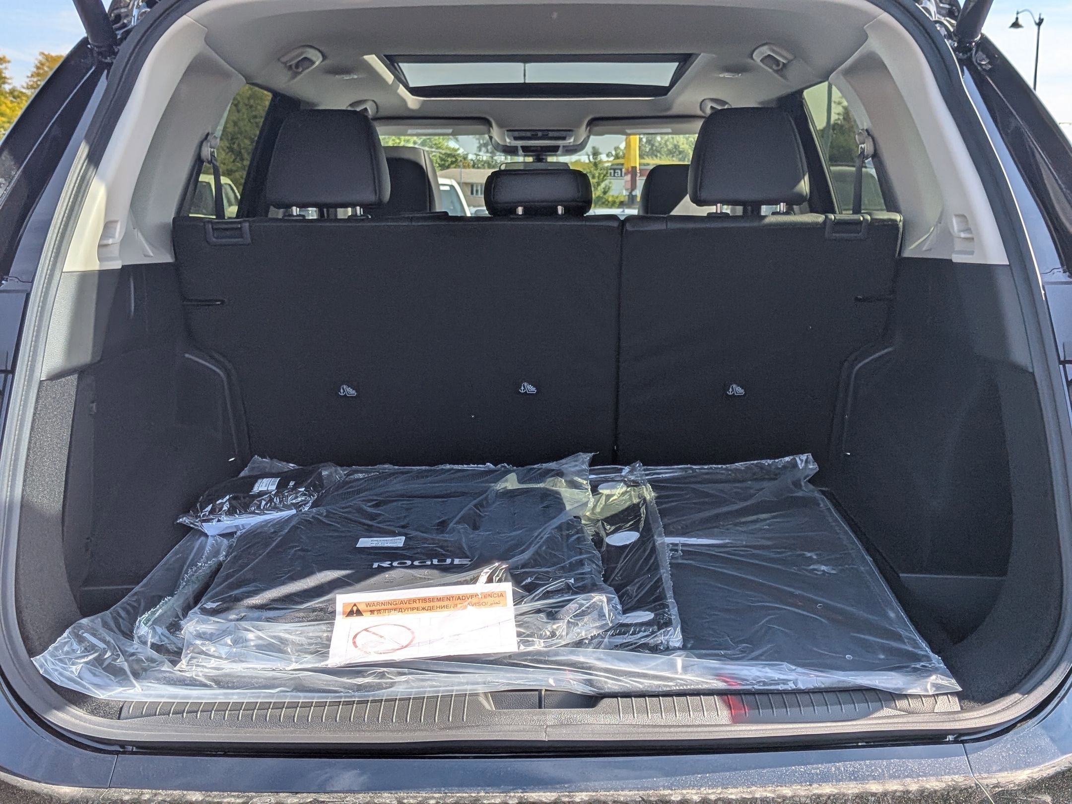 2026 Nissan Rogue SV photo 18