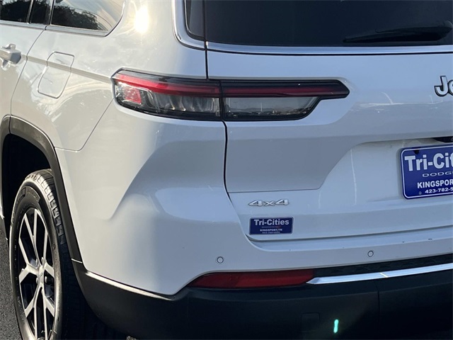 2024 Jeep Grand Cherokee Limited photo 4