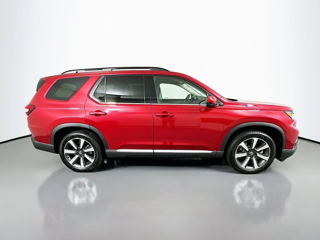 2025 Honda Pilot Touring photo 4