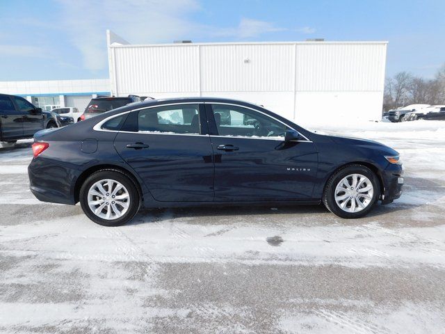 Used 2023 Chevrolet Malibu 1LT with VIN 1G1ZD5ST3PF220653 for sale in Richmond, IN
