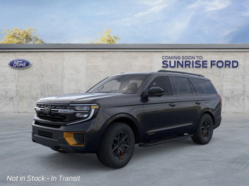 2025 Ford Expedition photo 2
