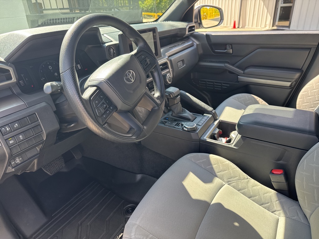 2024 Toyota Tacoma SR5 photo 20