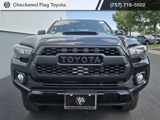 2020 Toyota Tacoma TRD Sport photo 12