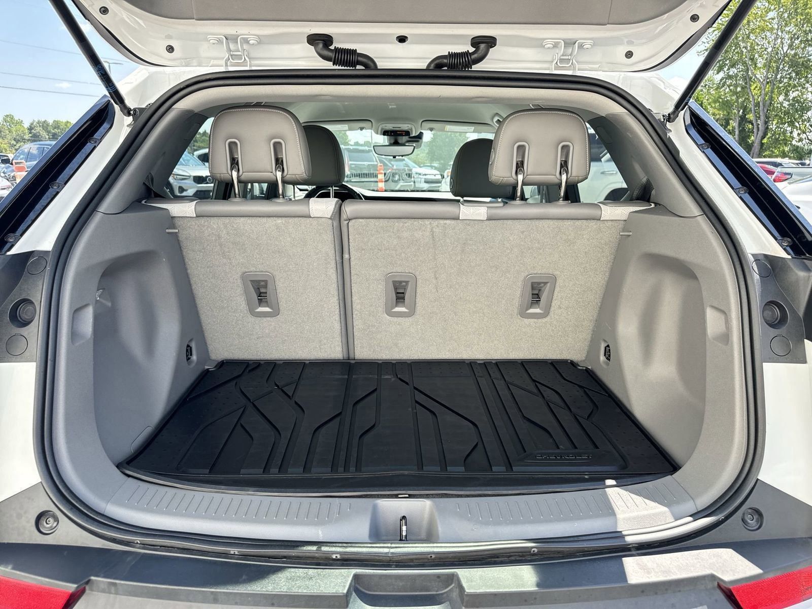 2022 Chevrolet Bolt EUV Premier photo 27