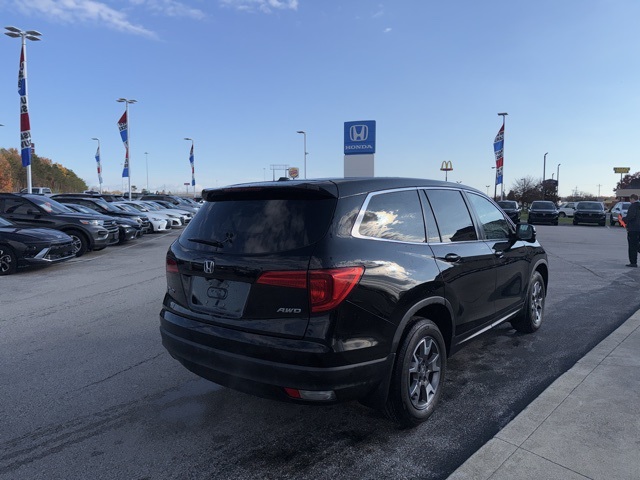 2018 Honda Pilot EX photo 3