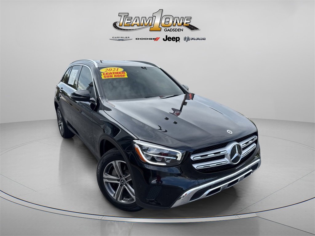 2021 Mercedes Benz GLC 300 photo 2