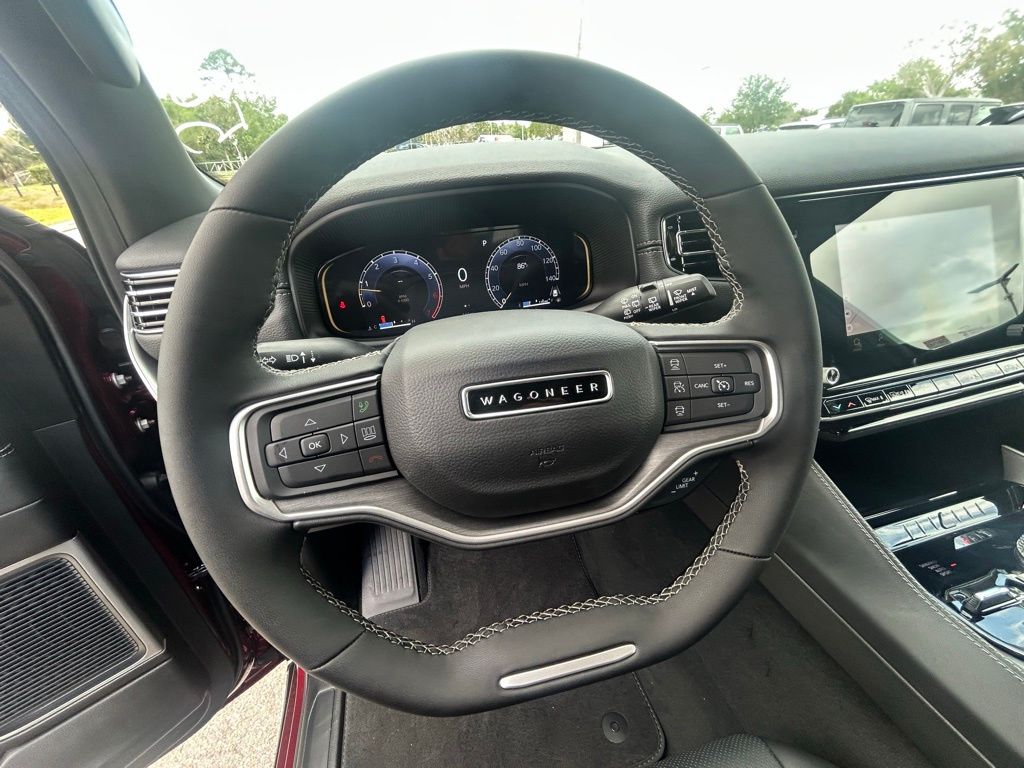 2025 Jeep Wagoneer Series II Carbide photo 19