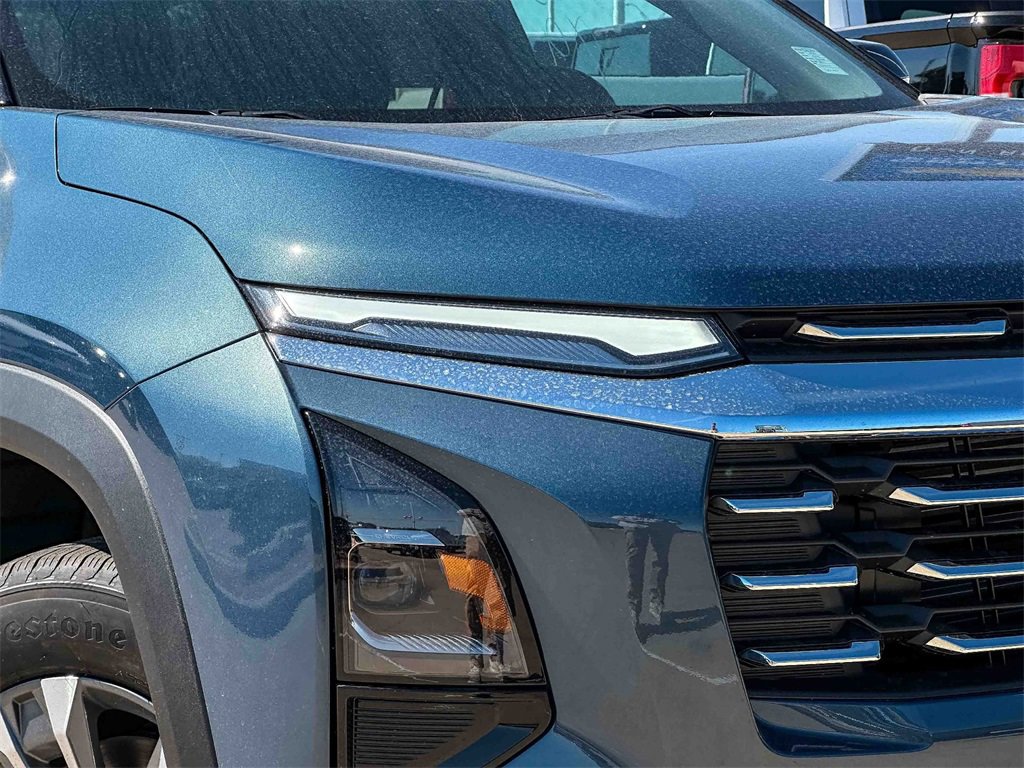 2026 Chevrolet Equinox LT photo 3