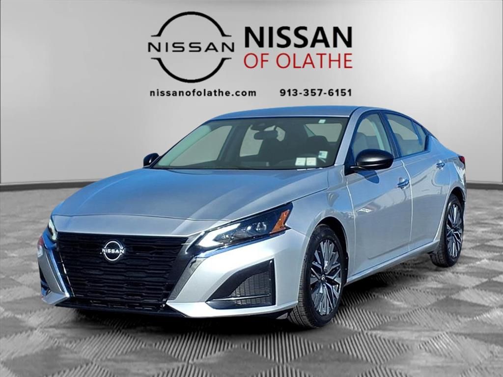 2024 Nissan Altima SV
