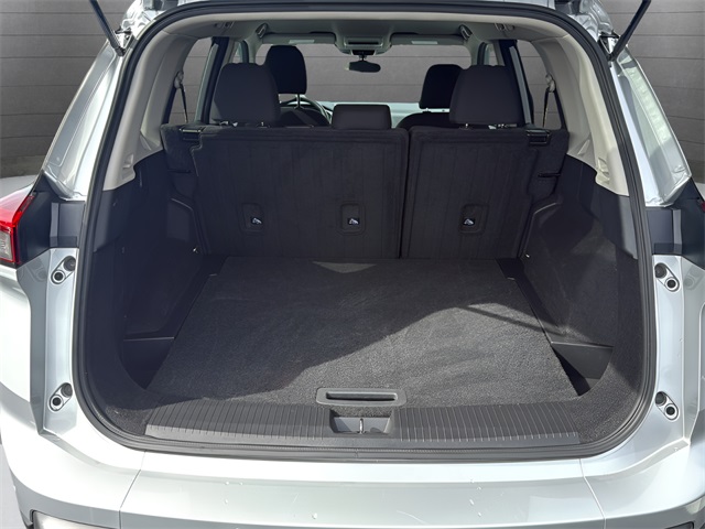 2024 Nissan Rogue S photo 15