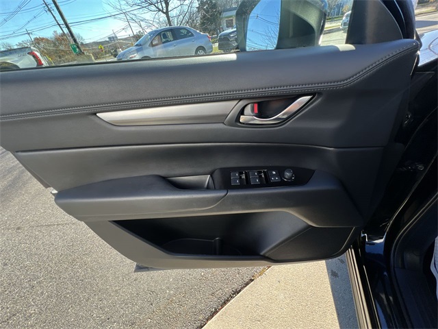 2022 Mazda CX-5 2.5 Select photo 4