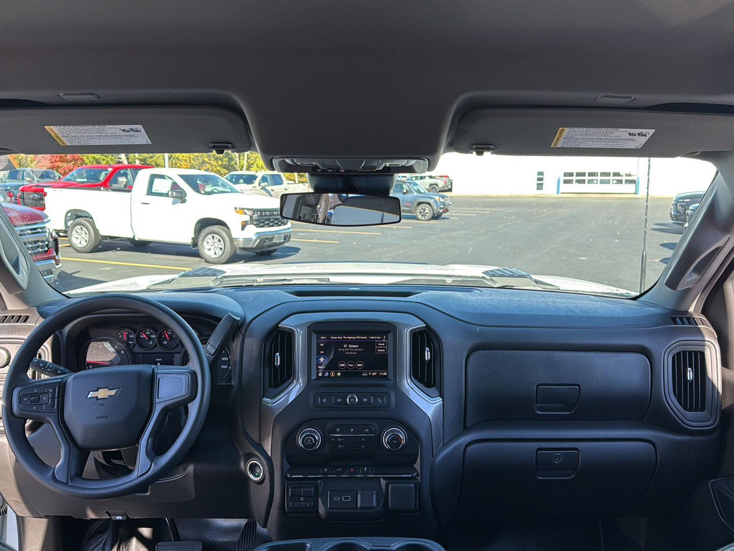 2026 Chevrolet Silverado 2500HD photo 4