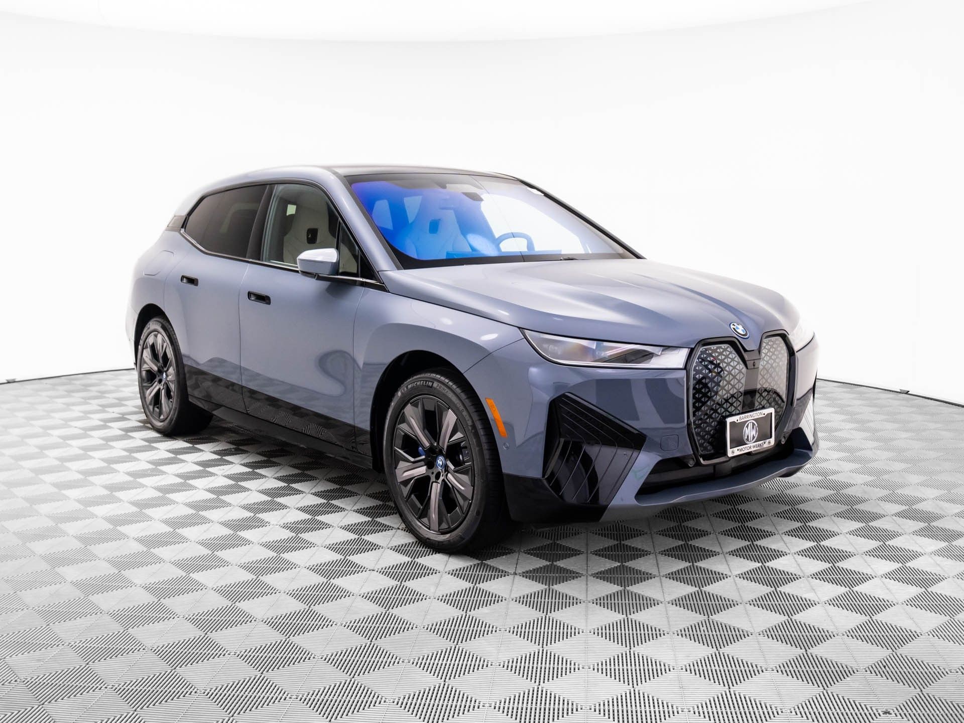 Certified Used 2025 Storm Bay Metallic BMW xDrive50 image 8
