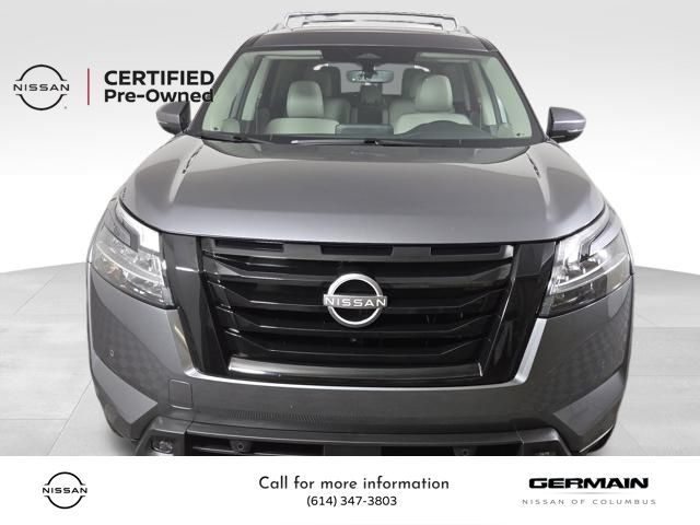2024 Nissan Pathfinder SL photo 2