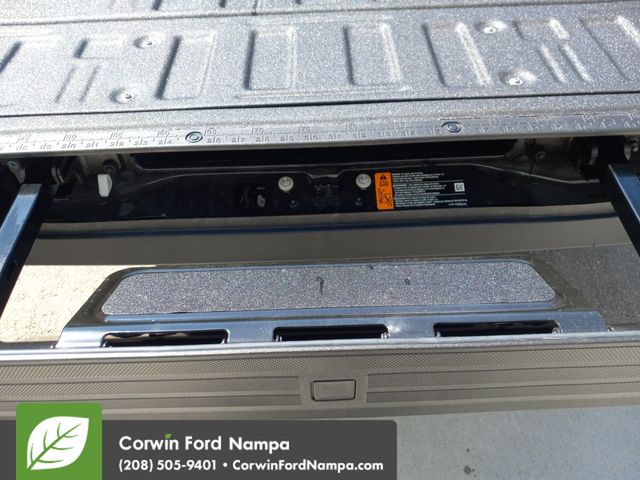 New 2025  Ford Lariat image 32