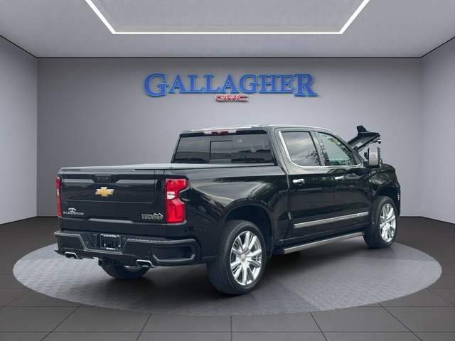 2024 Chevrolet Silverado 1500 High Country photo 4