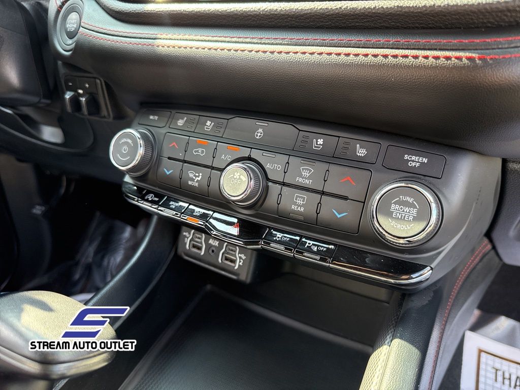 2024 Dodge Durango GT Plus photo 14