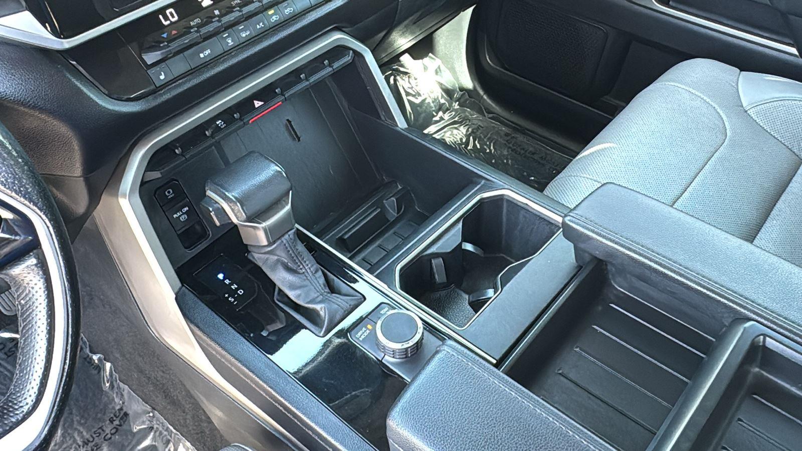2022 Toyota Tundra SR5 CrewMax photo 20