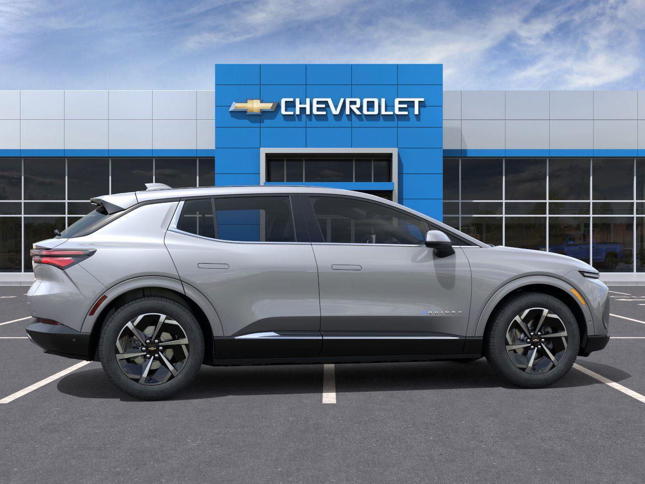 2025 Chevrolet Equinox EV 1LT photo 2