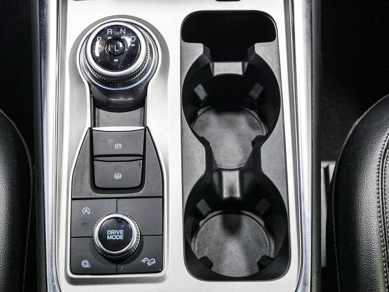 2023 Ford Explorer Limited photo 25