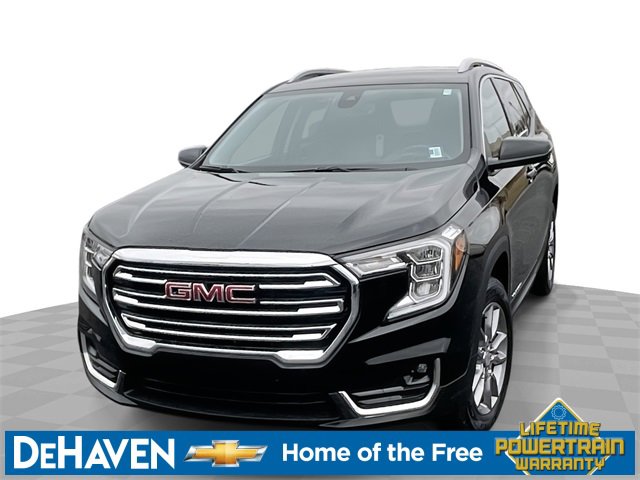 2024 GMC Terrain SLT's photo