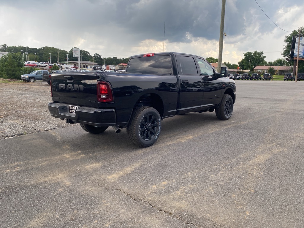 2025 Ram 2500 Big Horn photo 4
