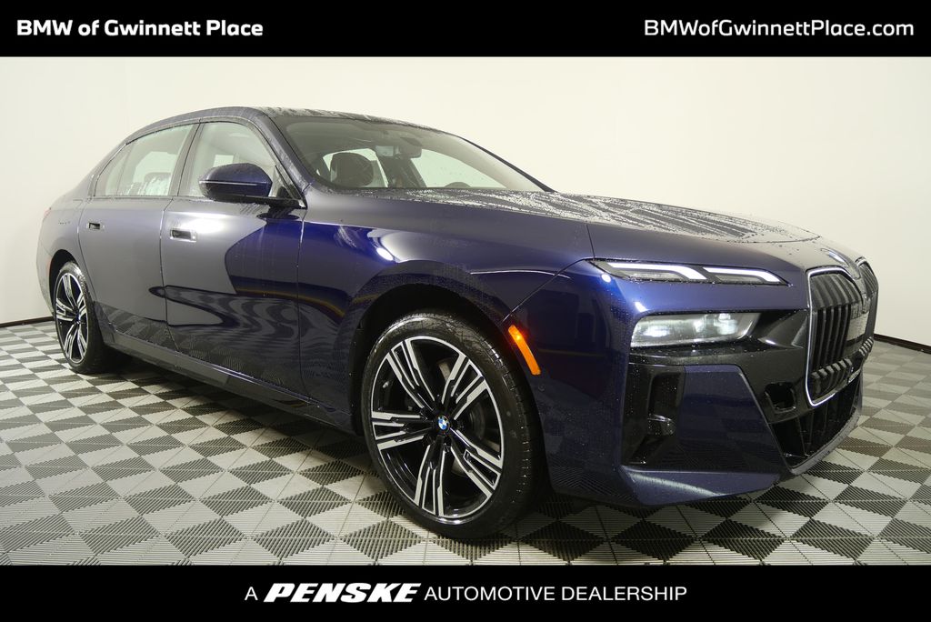 2026 BMW 7 Series 740i's photo