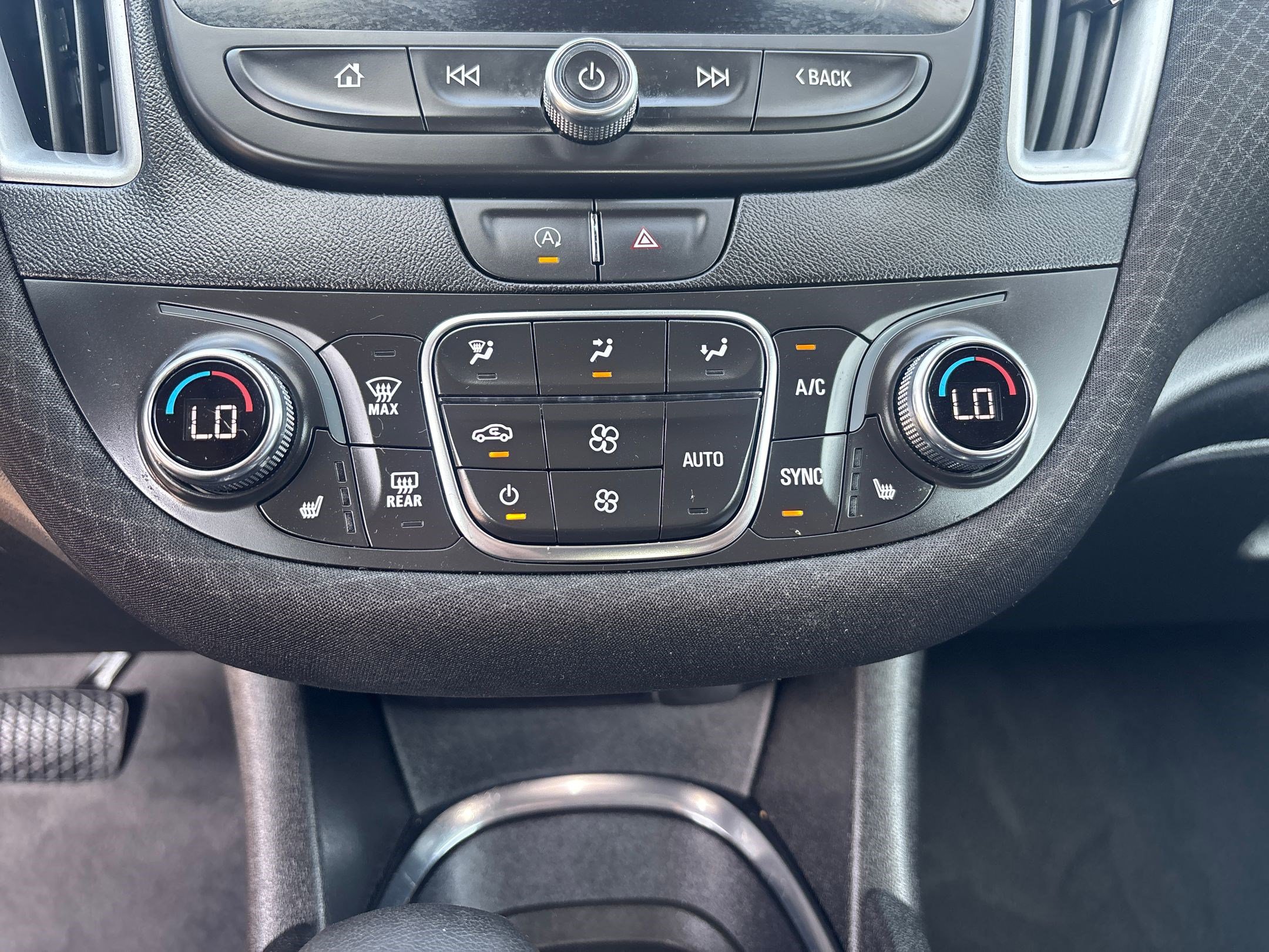 2023 Chevrolet Malibu 1LT photo 16