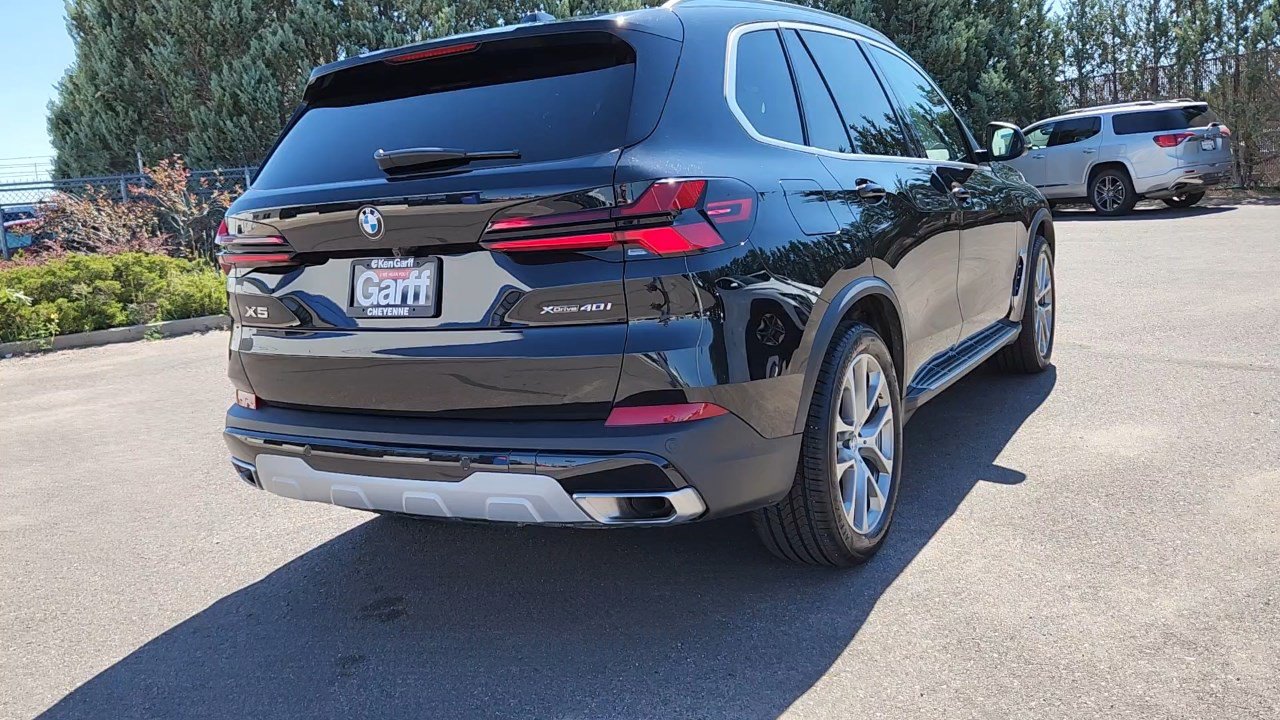 2025 Bmw X5 xDrive40i photo 3