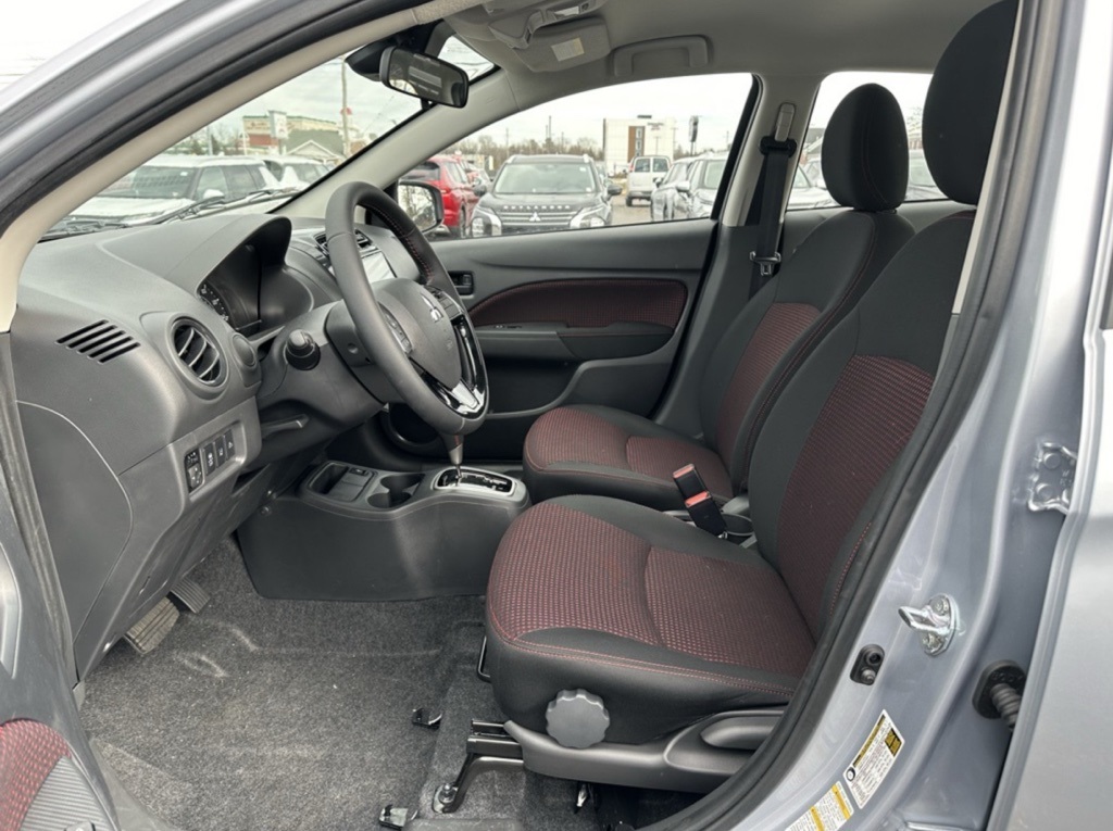 2024 Mitsubishi Mirage G4 Black Edition photo 9